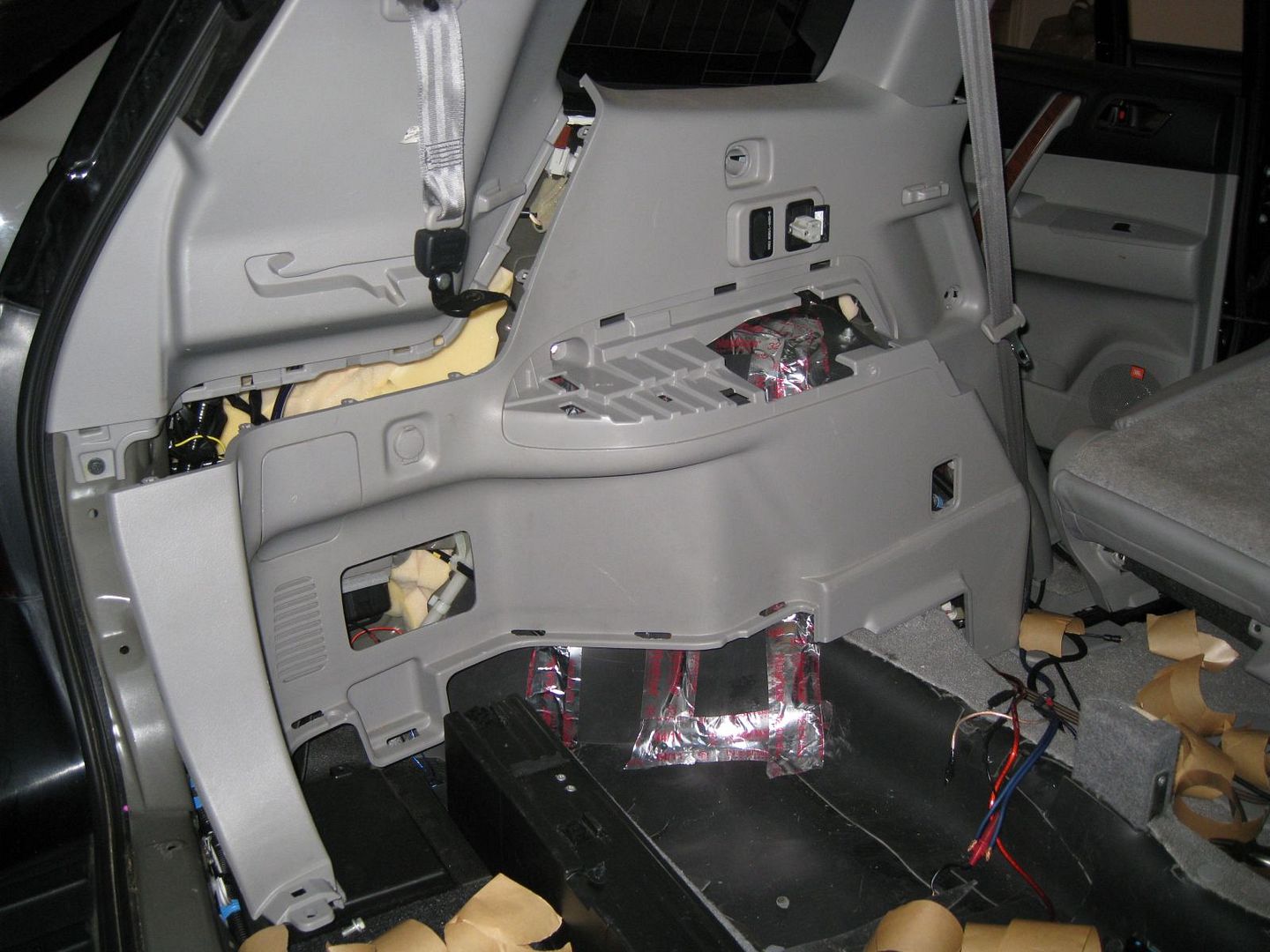 Seat belt 2nd row stuck in retracted position Toyota Nation Forum